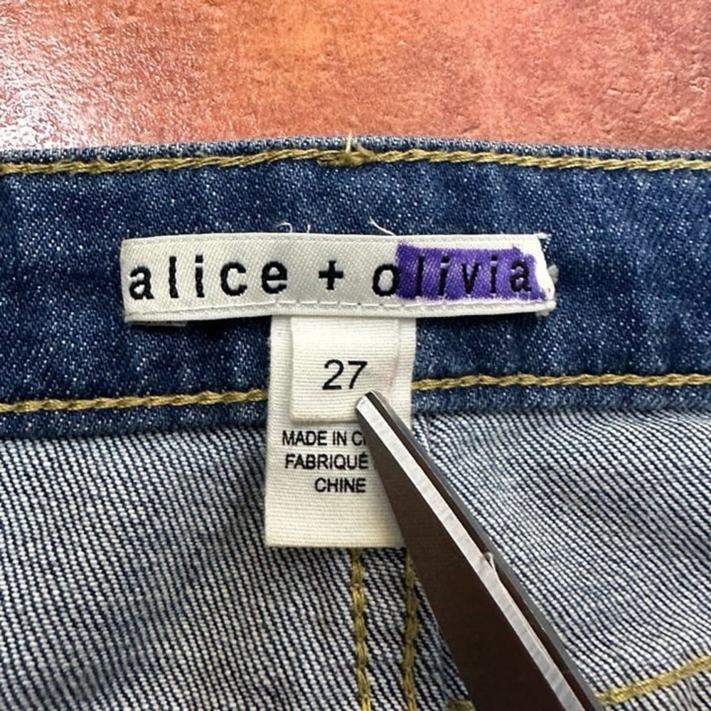Alice + Olivia Artist High Waist Jeans Size 27 - Picture 9 of 12